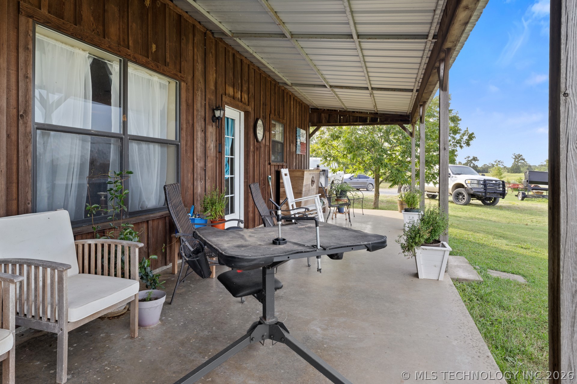 3 Shady Grove Bennington OK 74723