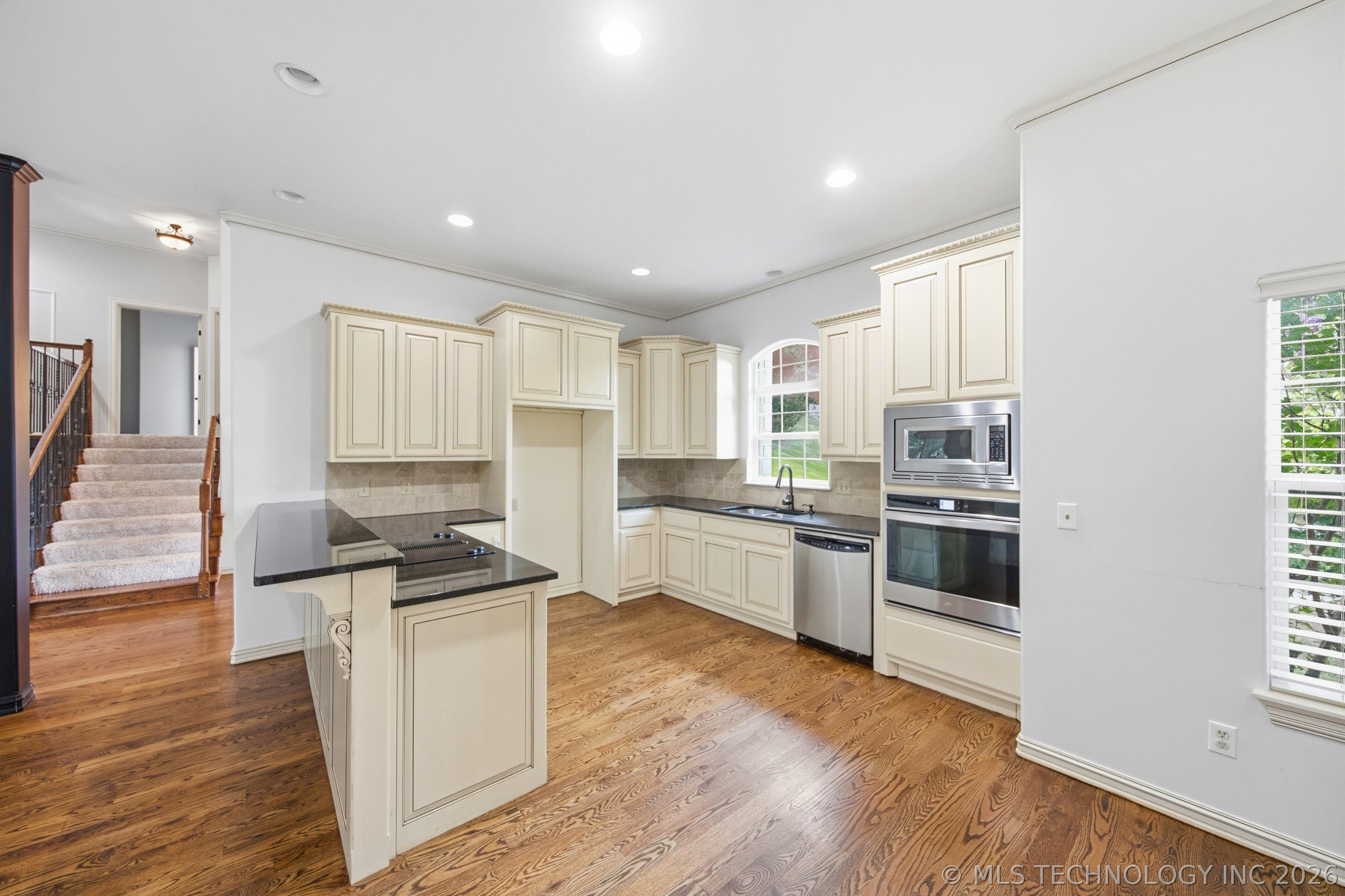 5831 E 75th Place Tulsa OK 74136
