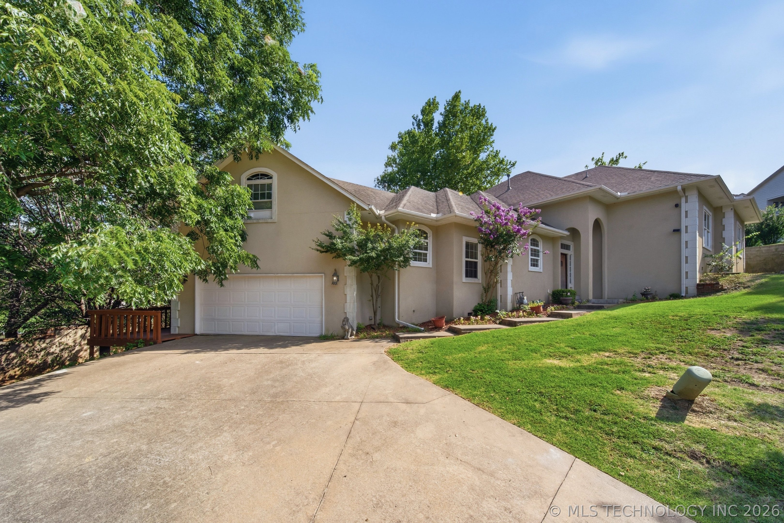 5831 E 75th Place Tulsa OK 74136