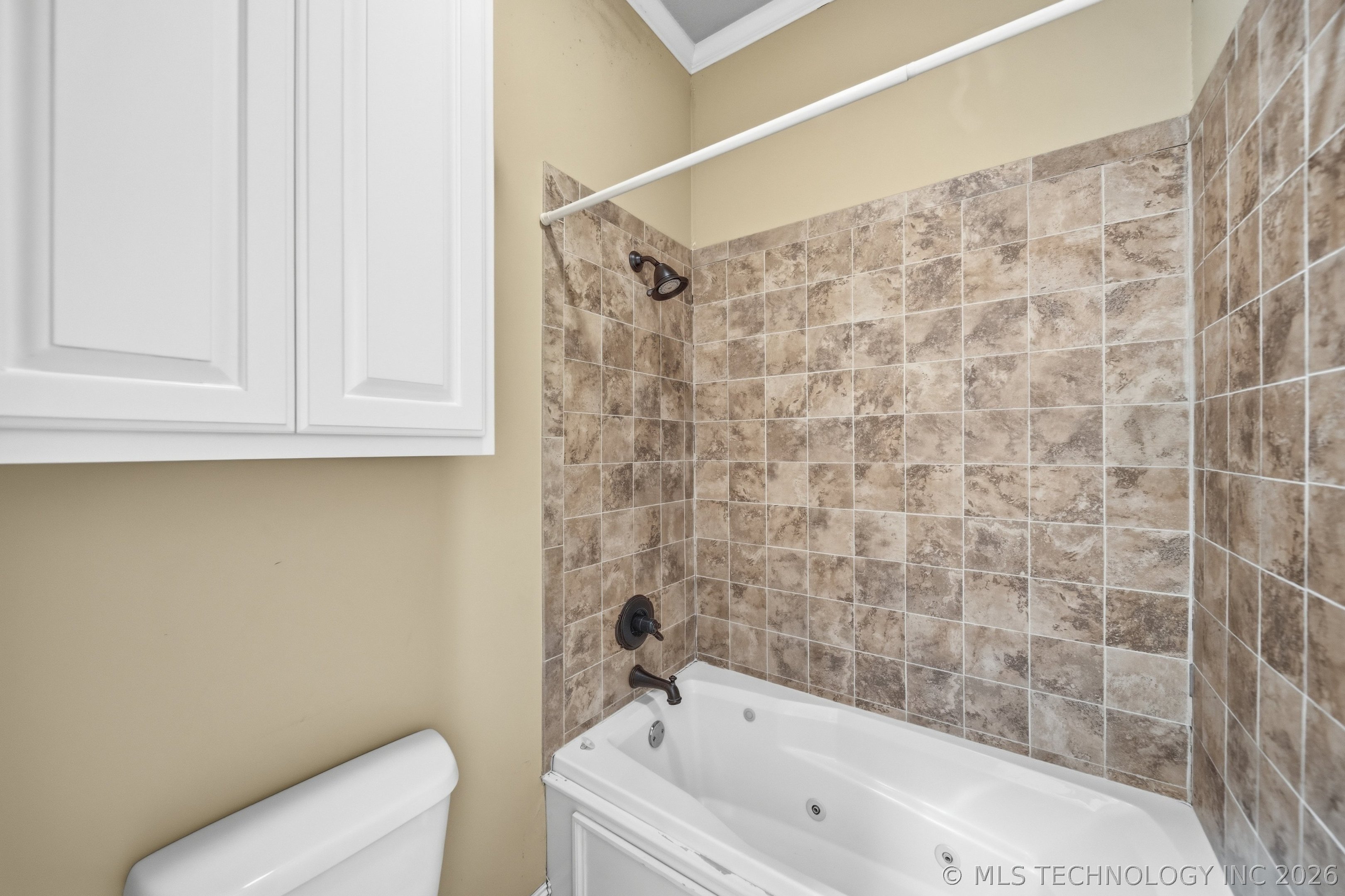5831 E 75th Place Tulsa OK 74136