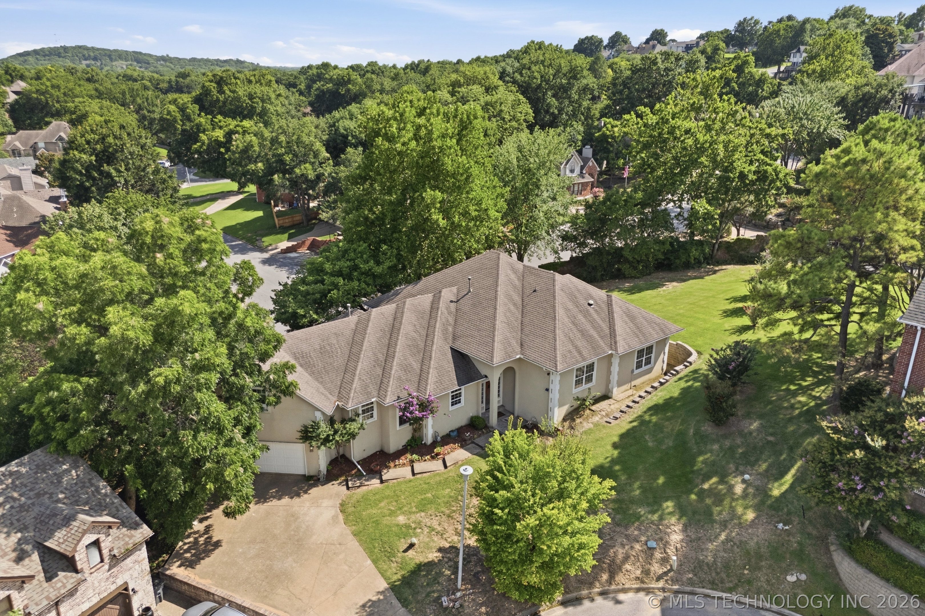 5831 E 75th Place Tulsa OK 74136