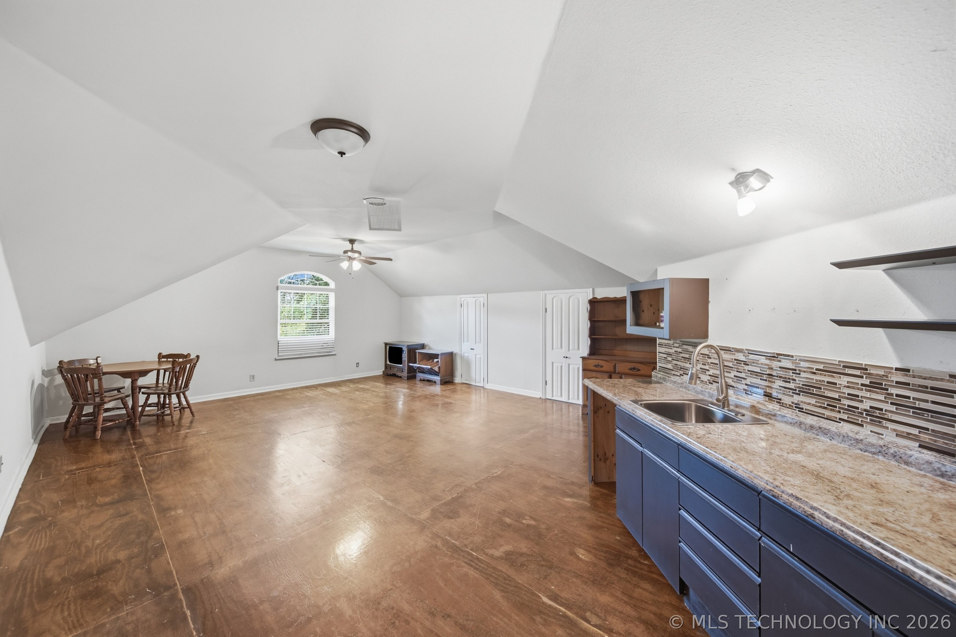 5831 E 75th Place Tulsa OK 74136