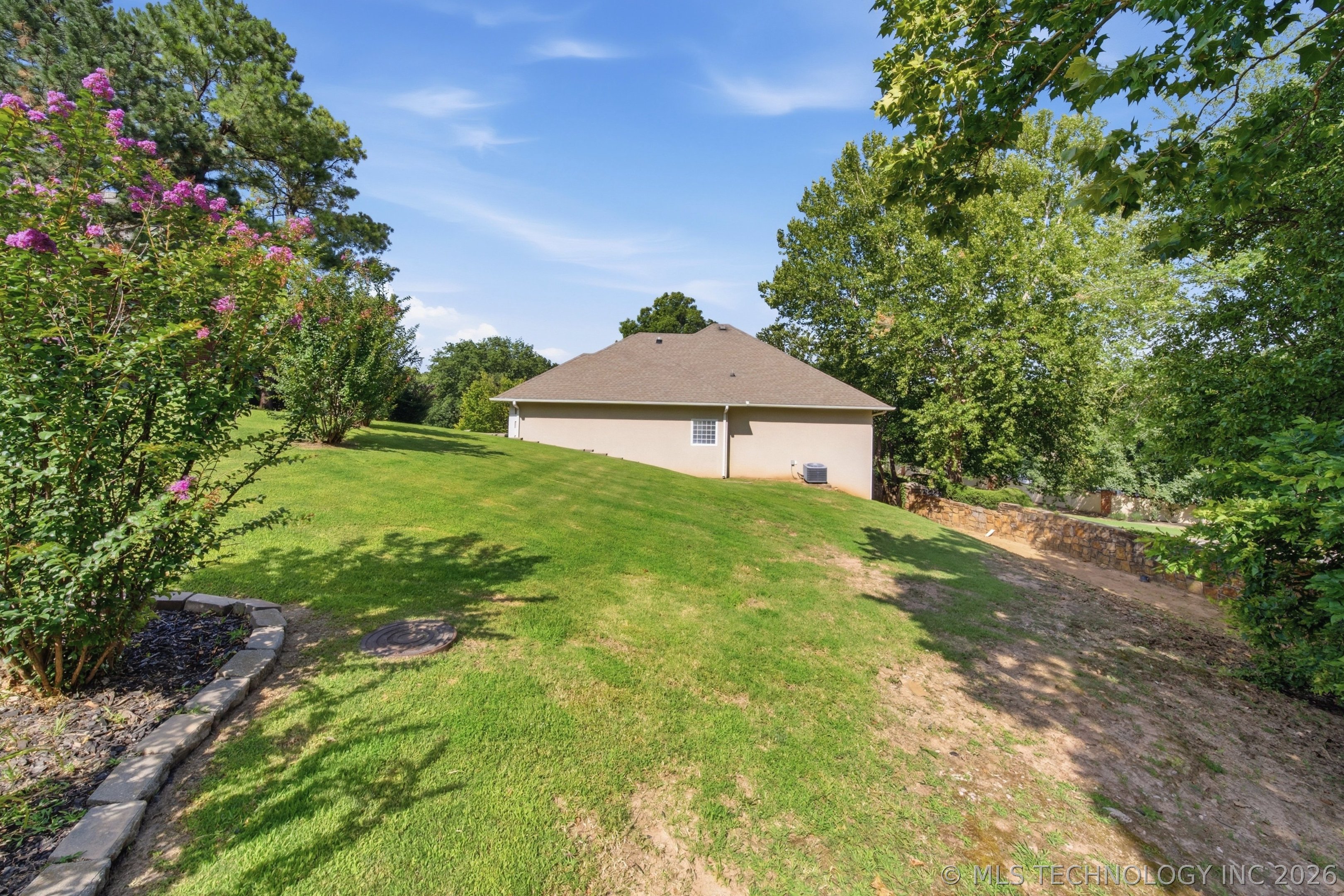 5831 E 75th Place Tulsa OK 74136