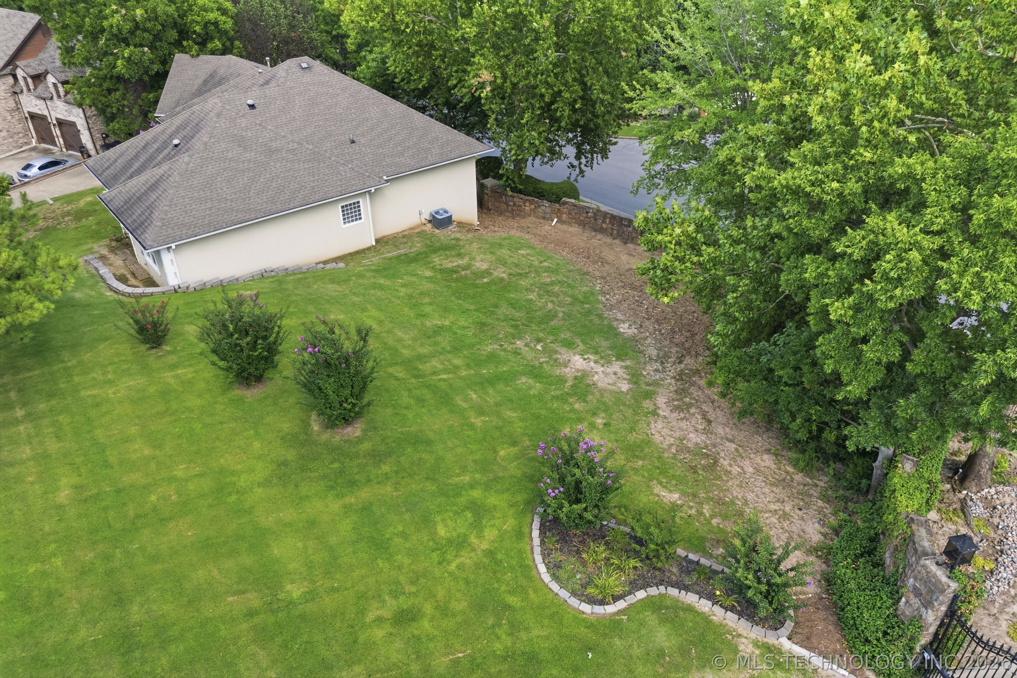 5831 E 75th Place Tulsa OK 74136