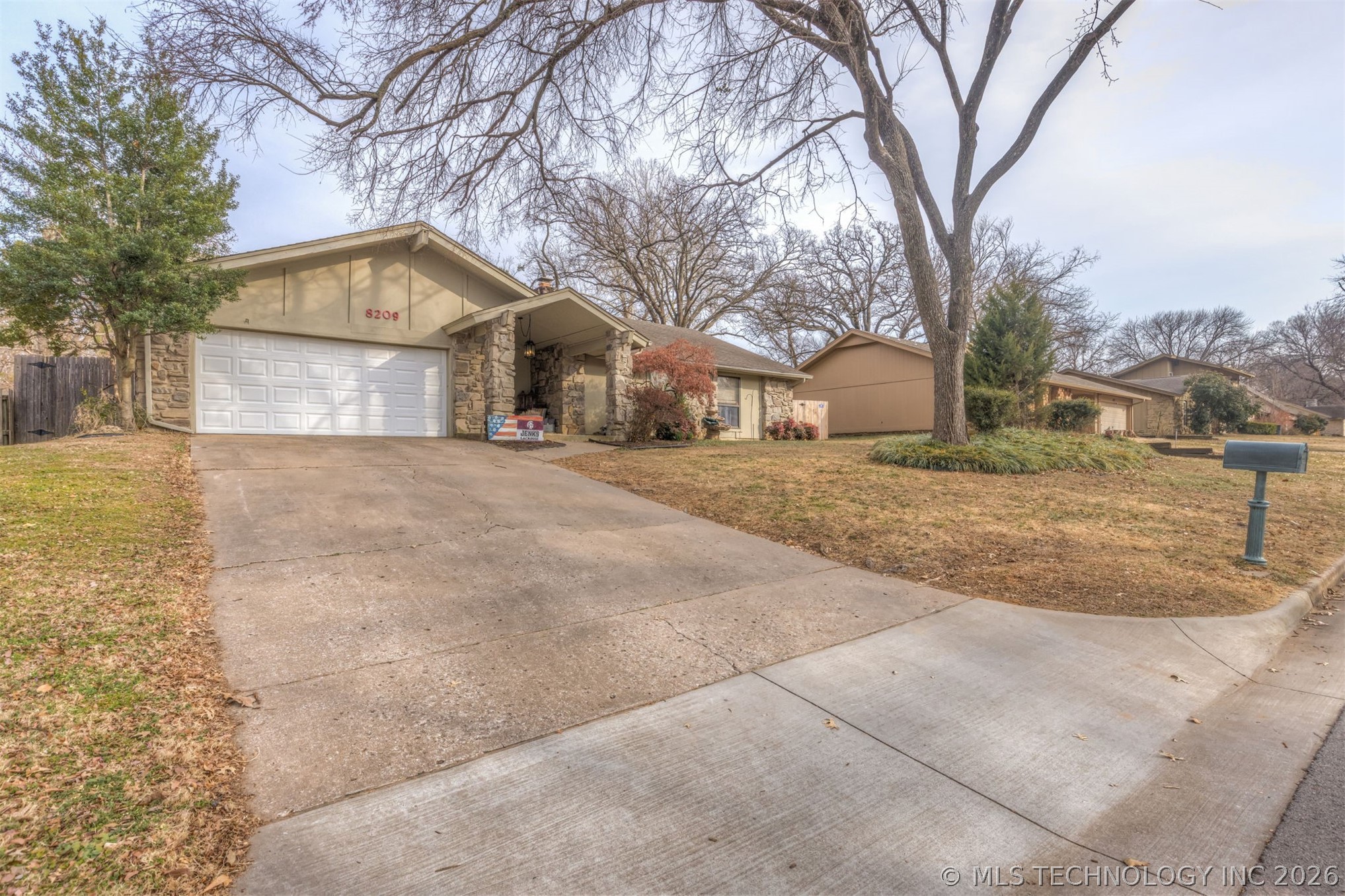 8209 S College Place Tulsa OK 74137