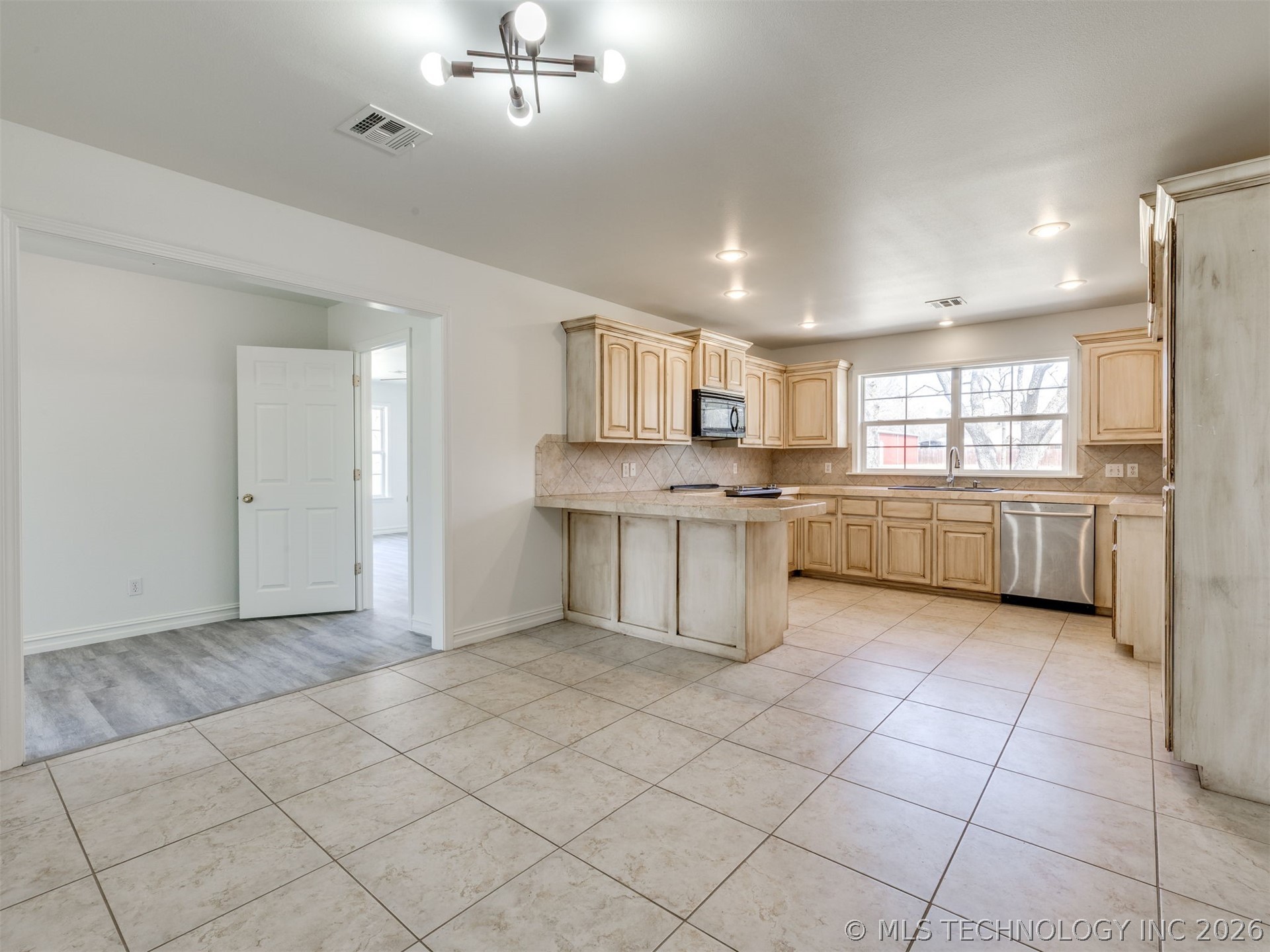 3110 E 55th Street S Muskogee OK 74403