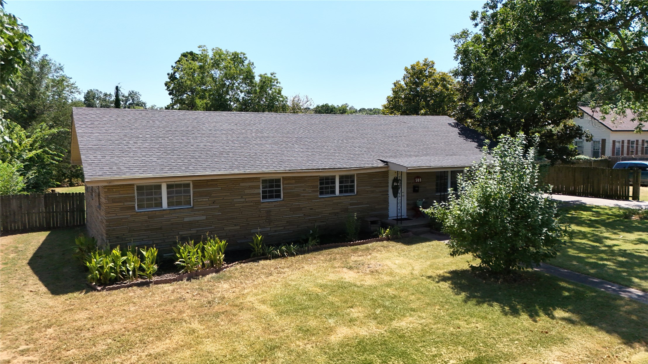 509 Sunset Strip Eufaula OK 74432