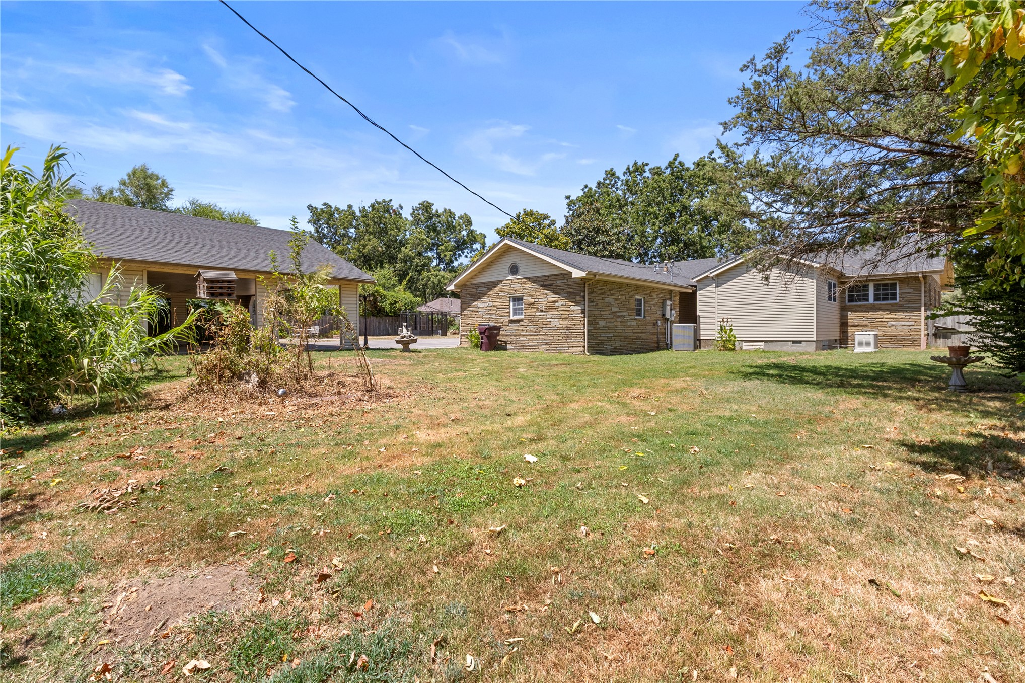 509 Sunset Strip Eufaula OK 74432