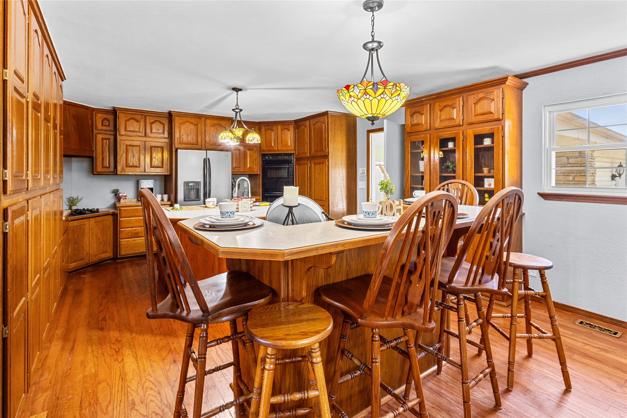 509 Sunset Strip Eufaula OK 74432
