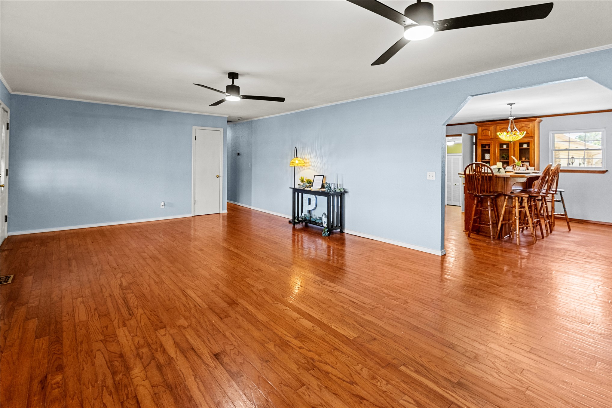 509 Sunset Strip Eufaula OK 74432
