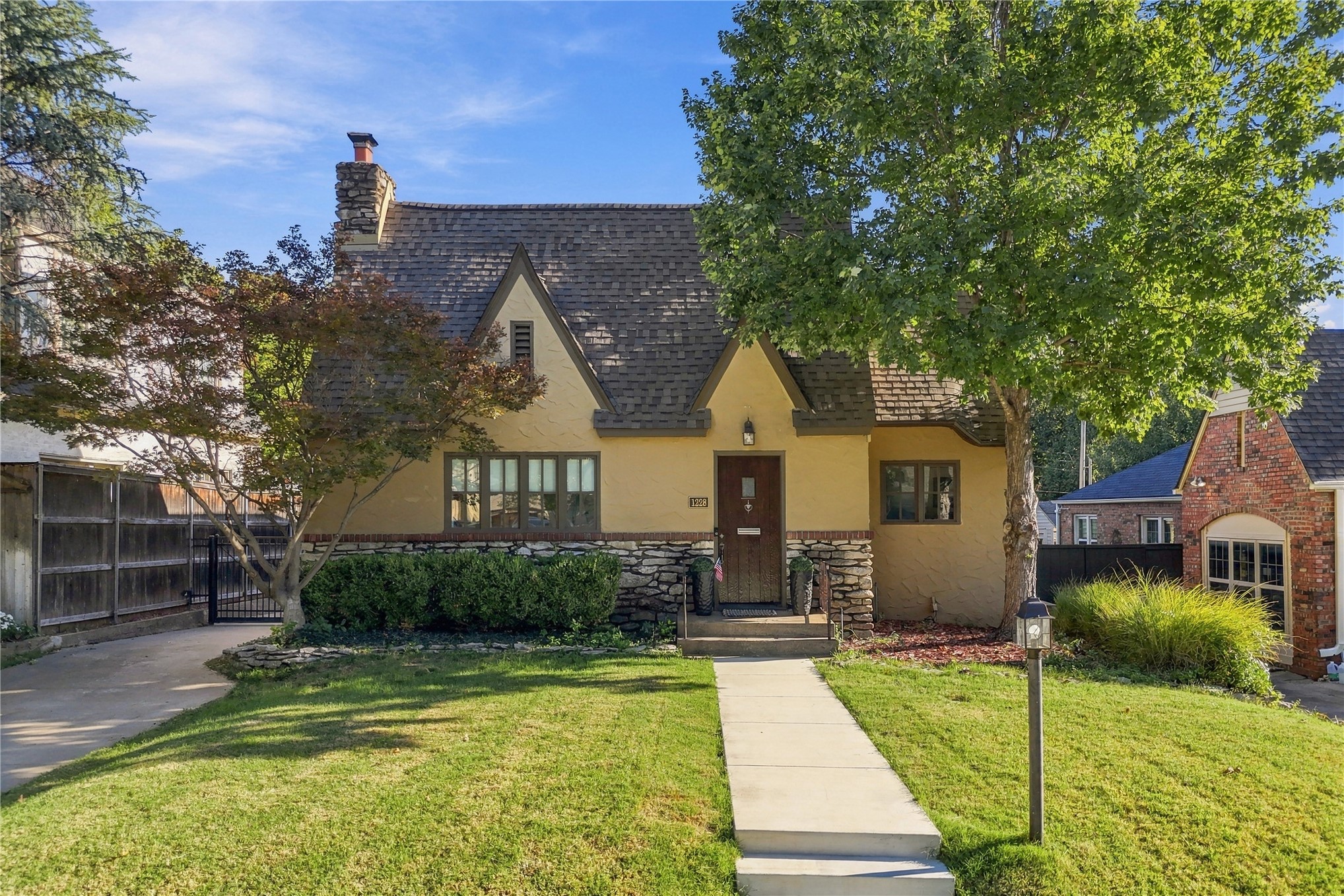 1228 E 28th Street Tulsa OK 74114