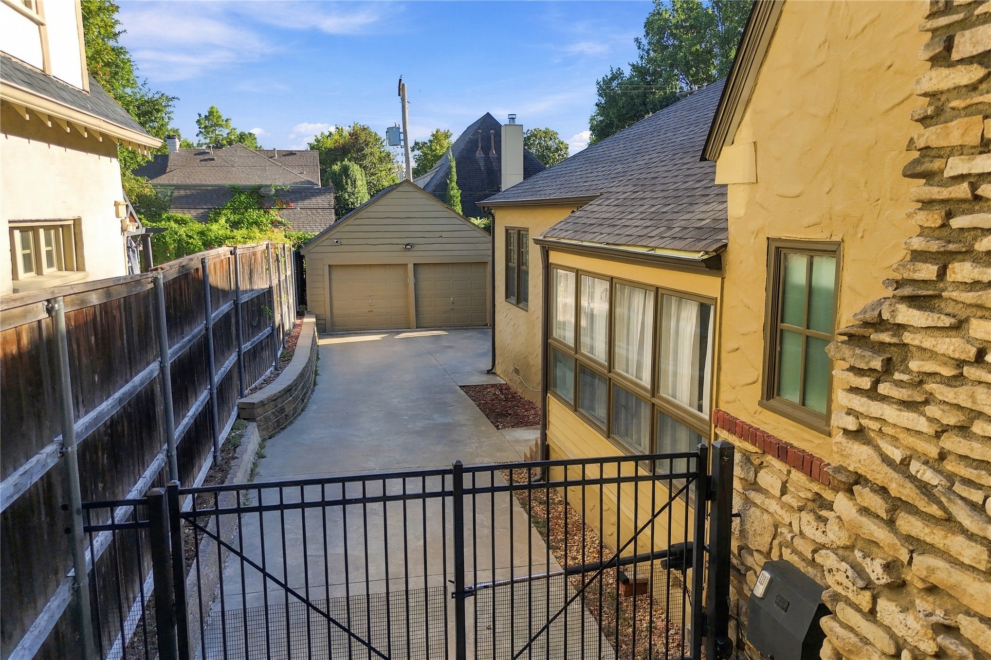 1228 E 28th Street Tulsa OK 74114