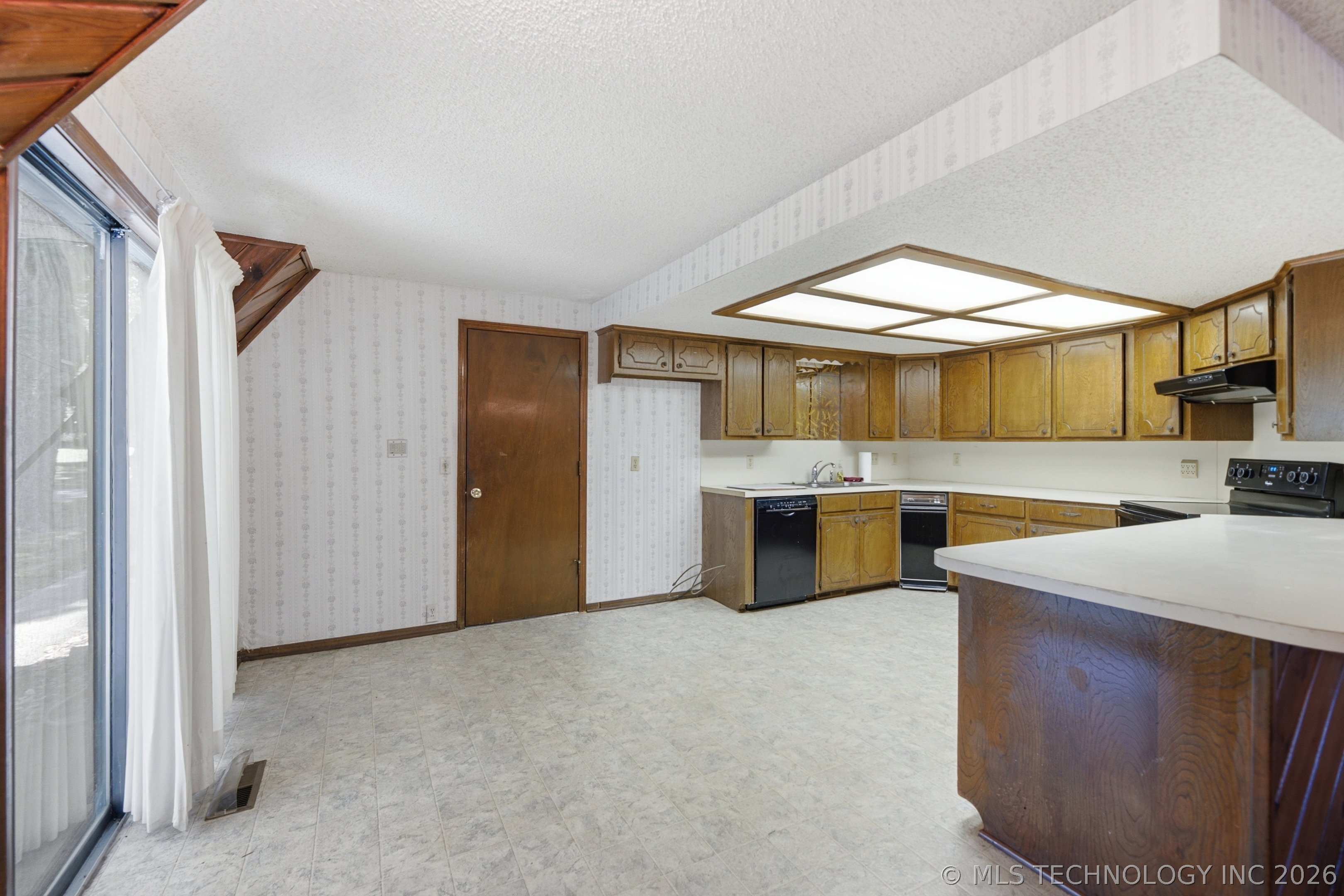 800 S Moore Avenue Claremore OK 74017