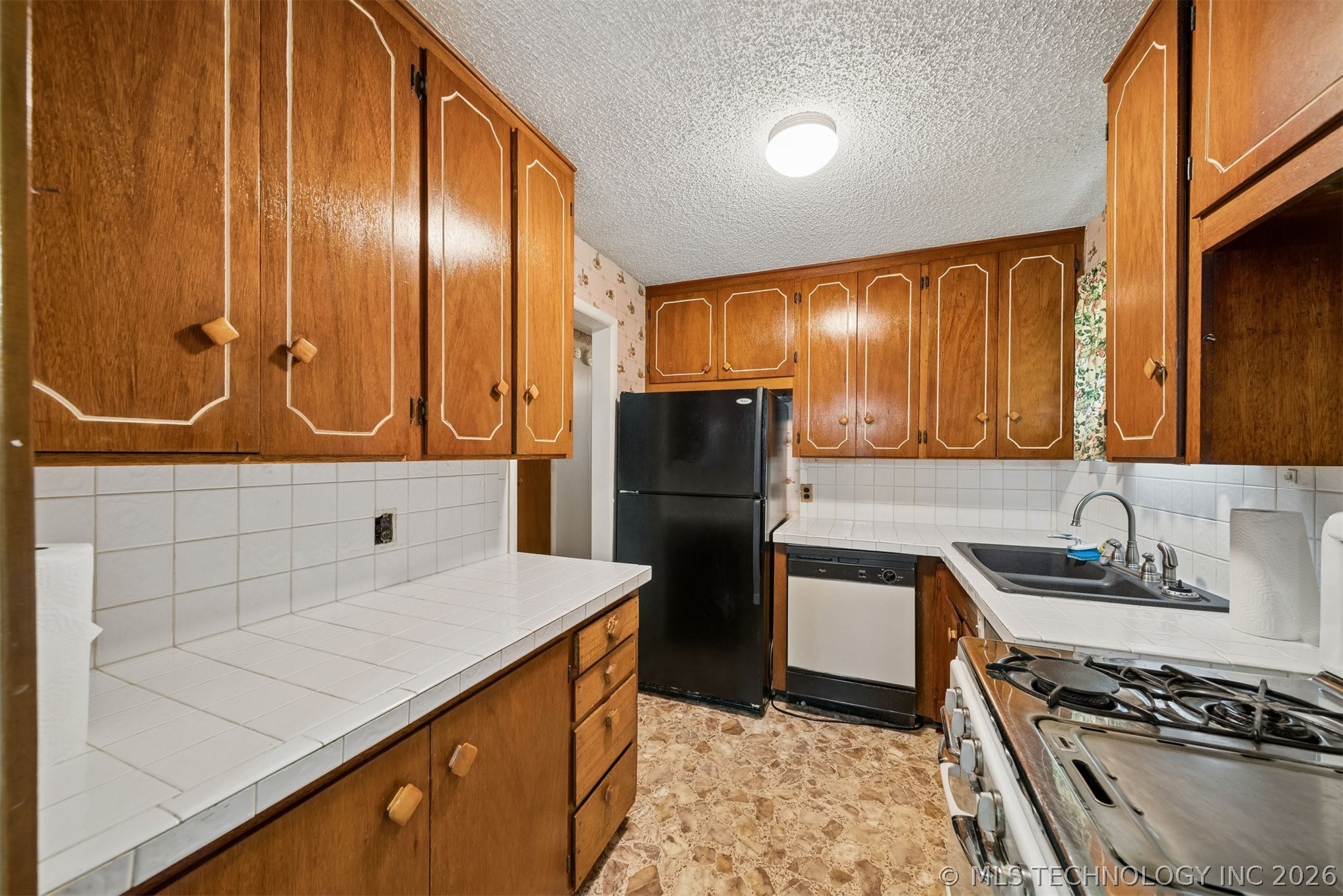 525 N 44 Avenue Tulsa OK 74127