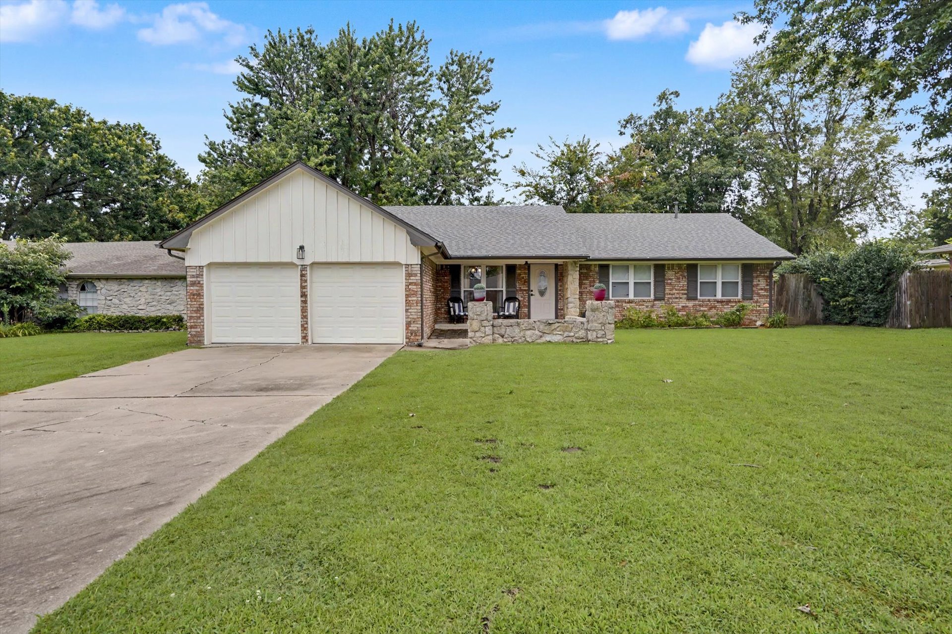 2310 S Juniper Avenue Broken Arrow OK 74012