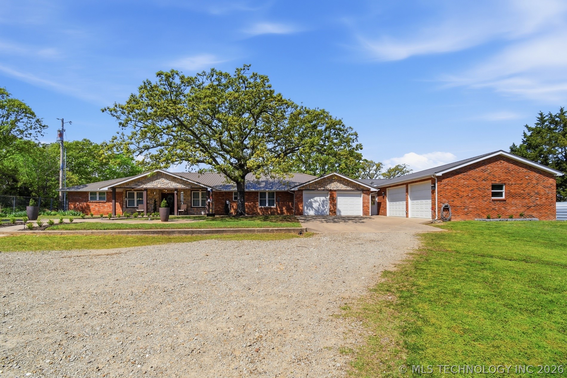 111480 S 4180 Road Checotah OK 74426