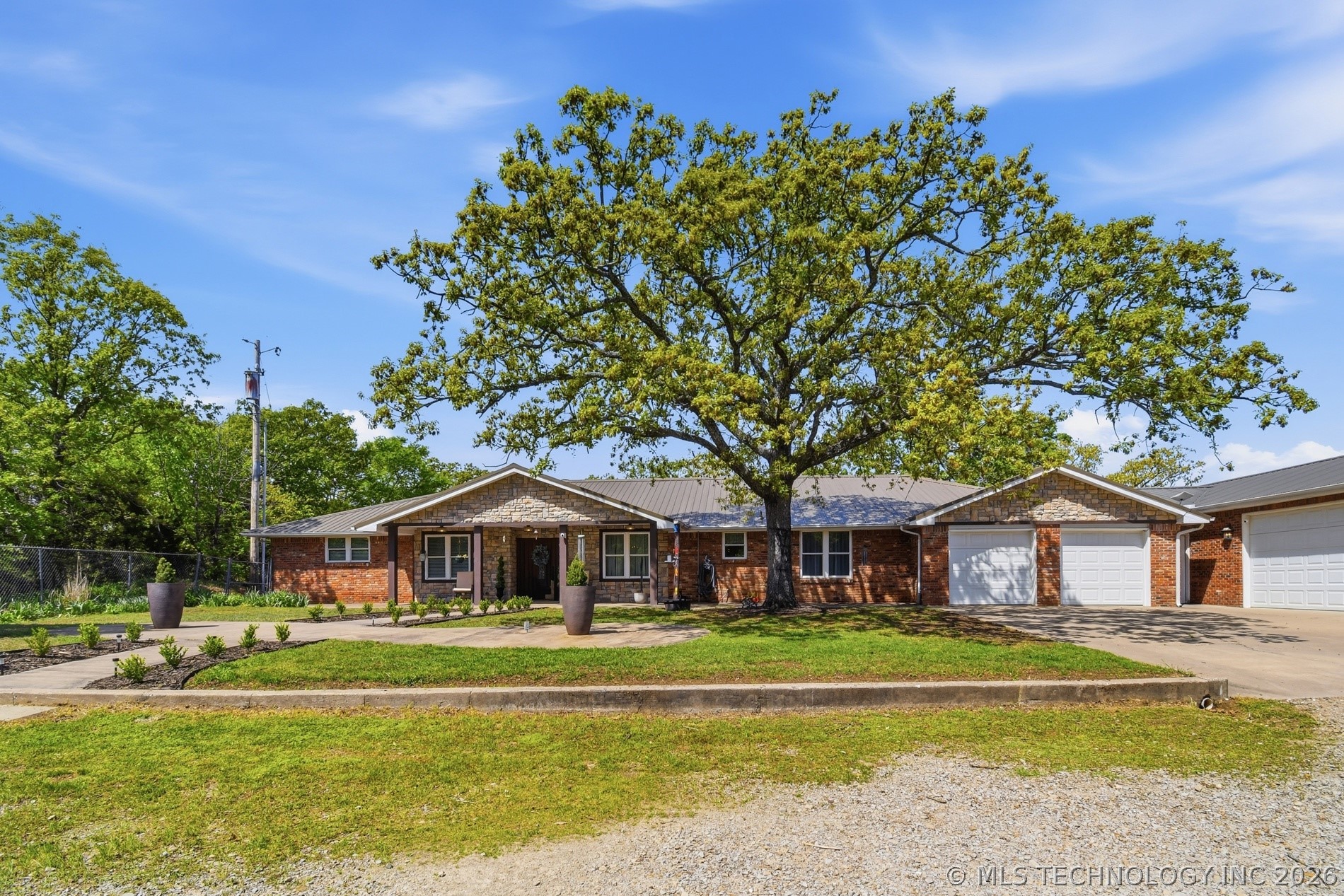 111480 S 4180 Road Checotah OK 74426
