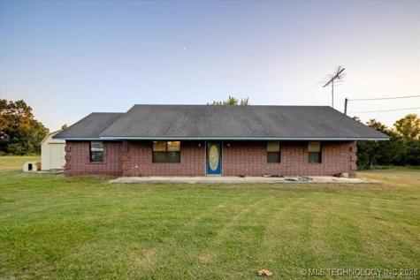 711 E Iowa Street Whitefield OK 74472
