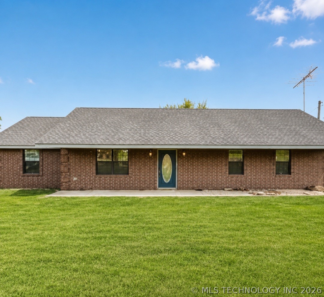 711 E Iowa Street Whitefield OK 74472