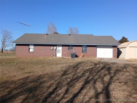 711 E Iowa Street Whitefield OK 74472