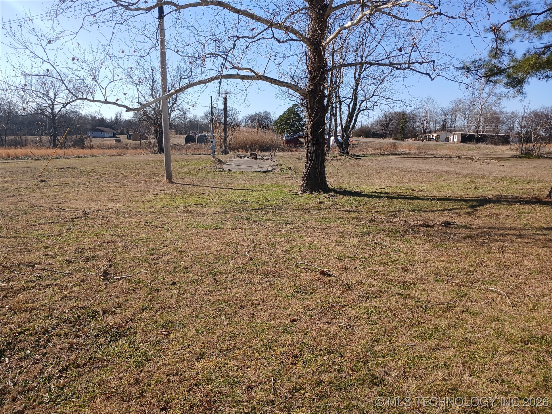 711 E Iowa Street Whitefield OK 74472