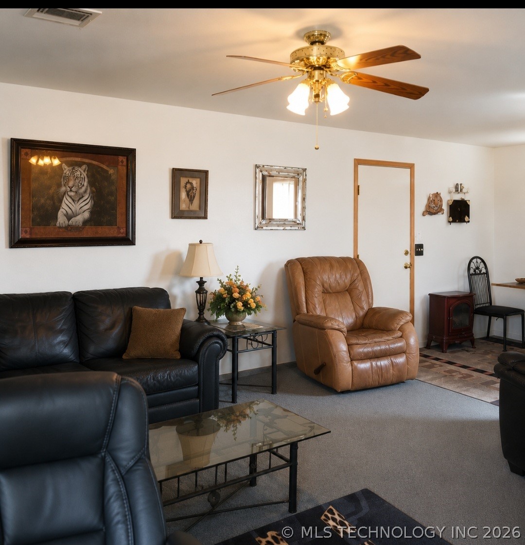 711 E Iowa Street Whitefield OK 74472