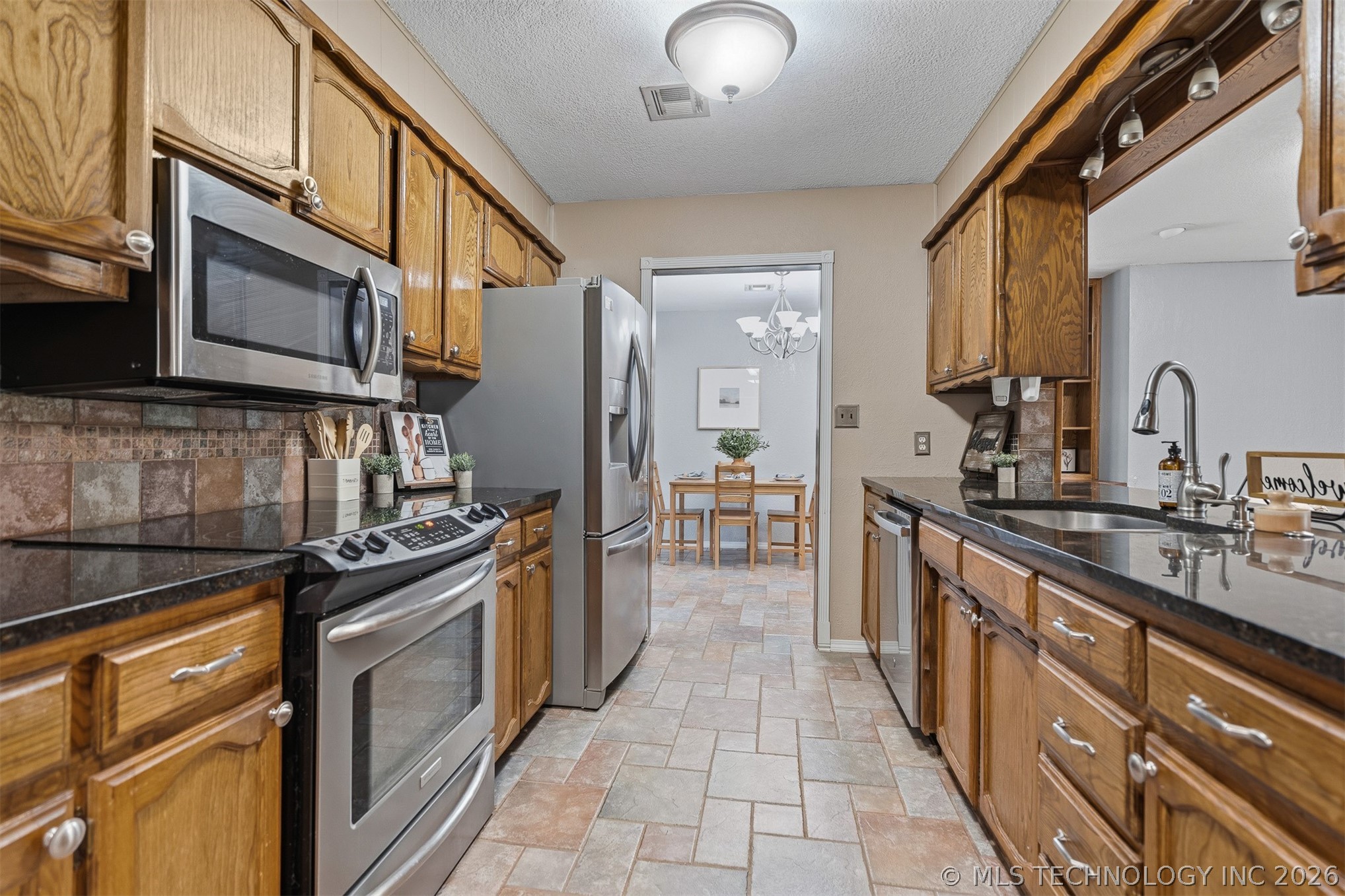 3133 Cardinal Drive Ardmore OK 73401