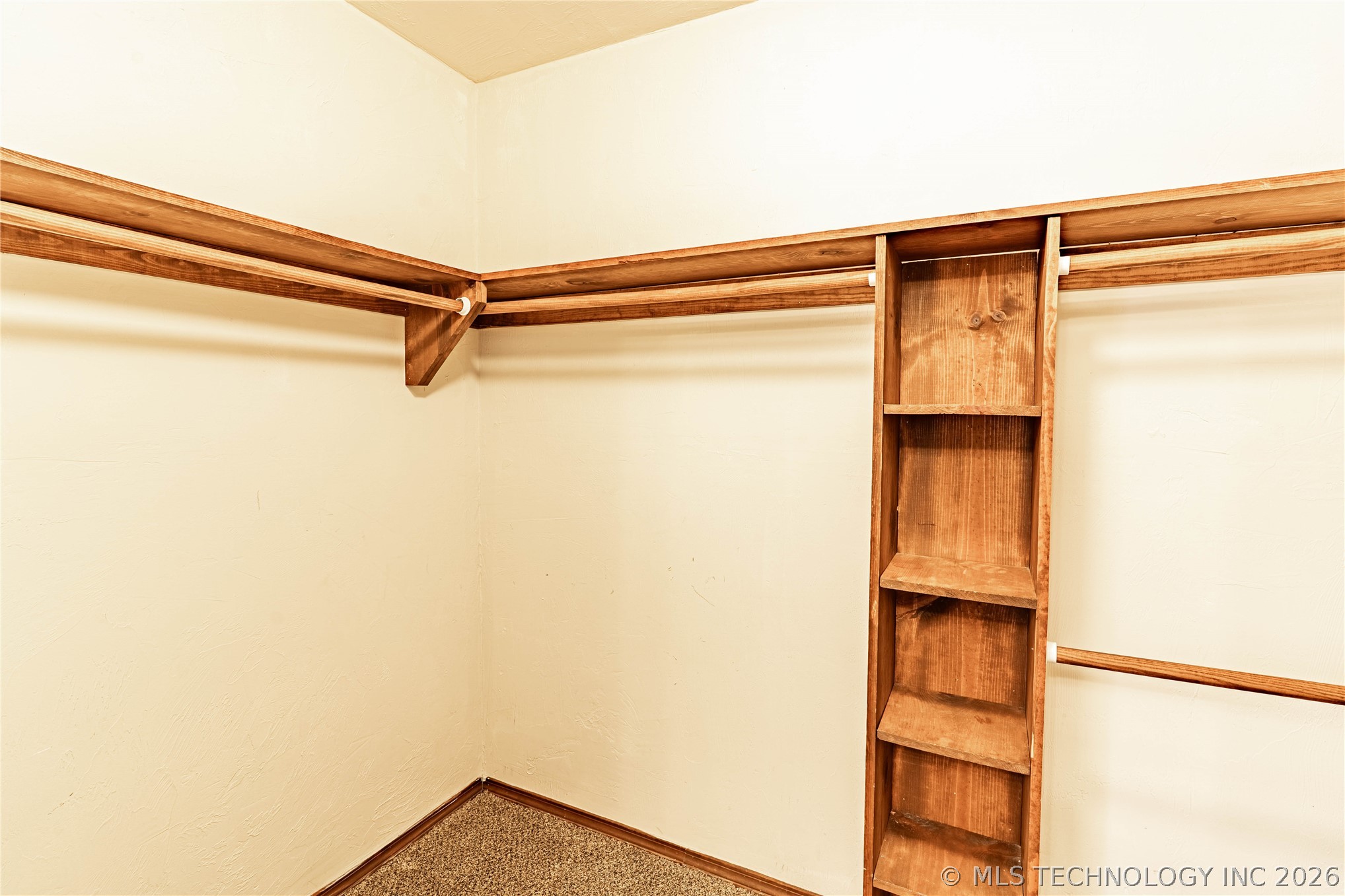 915 E Oak Street Cushing OK 74023