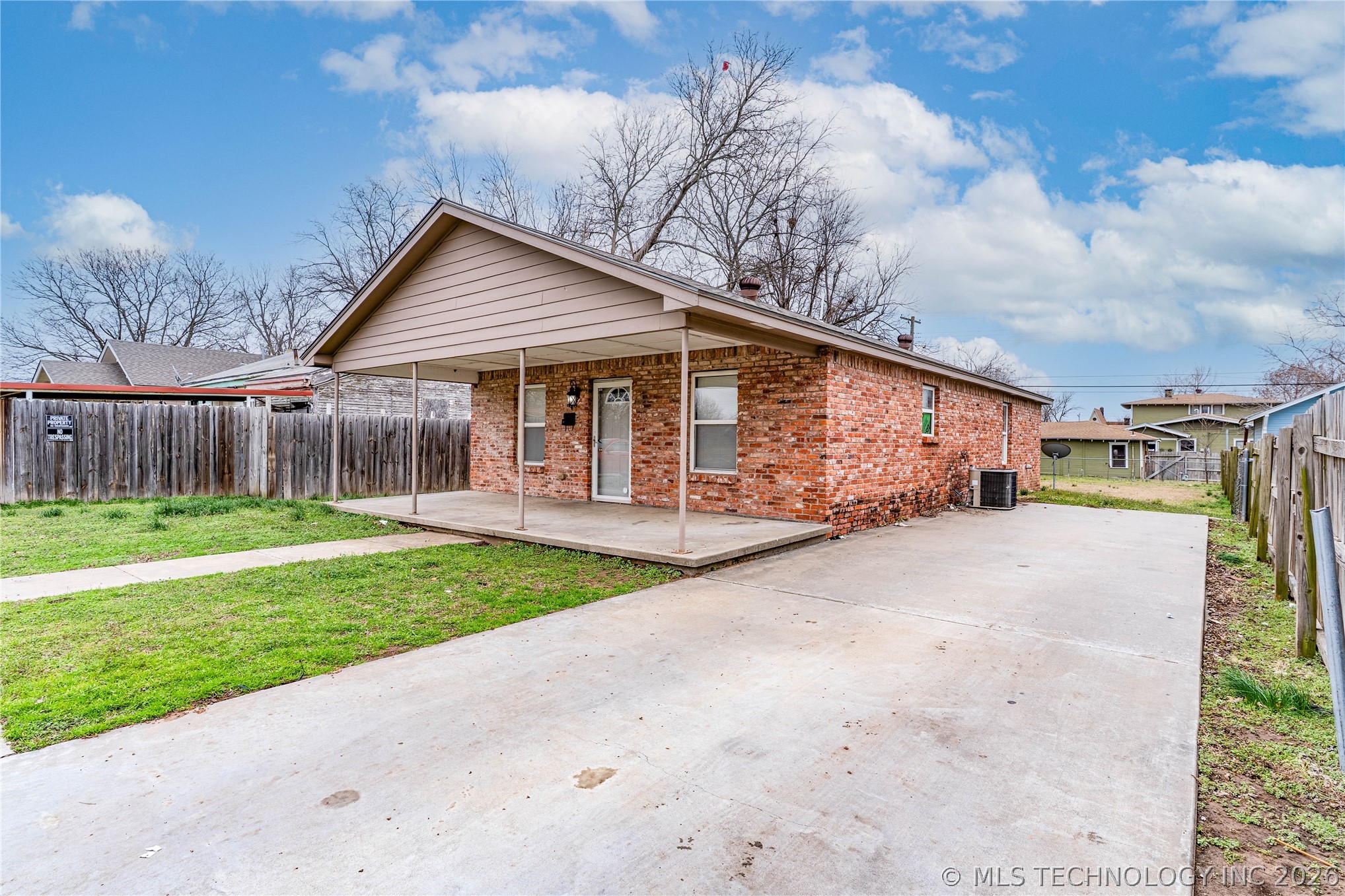 915 E Oak Street Cushing OK 74023