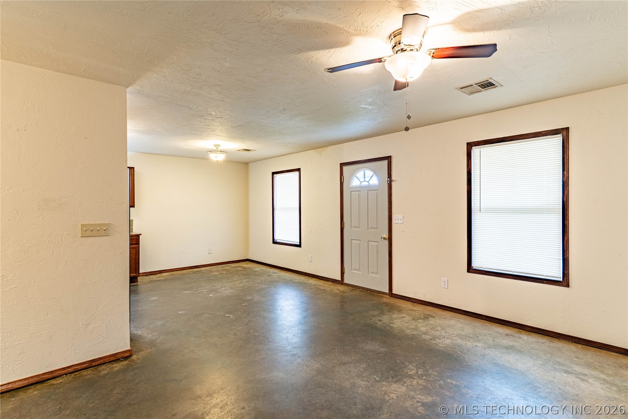 915 E Oak Street Cushing OK 74023
