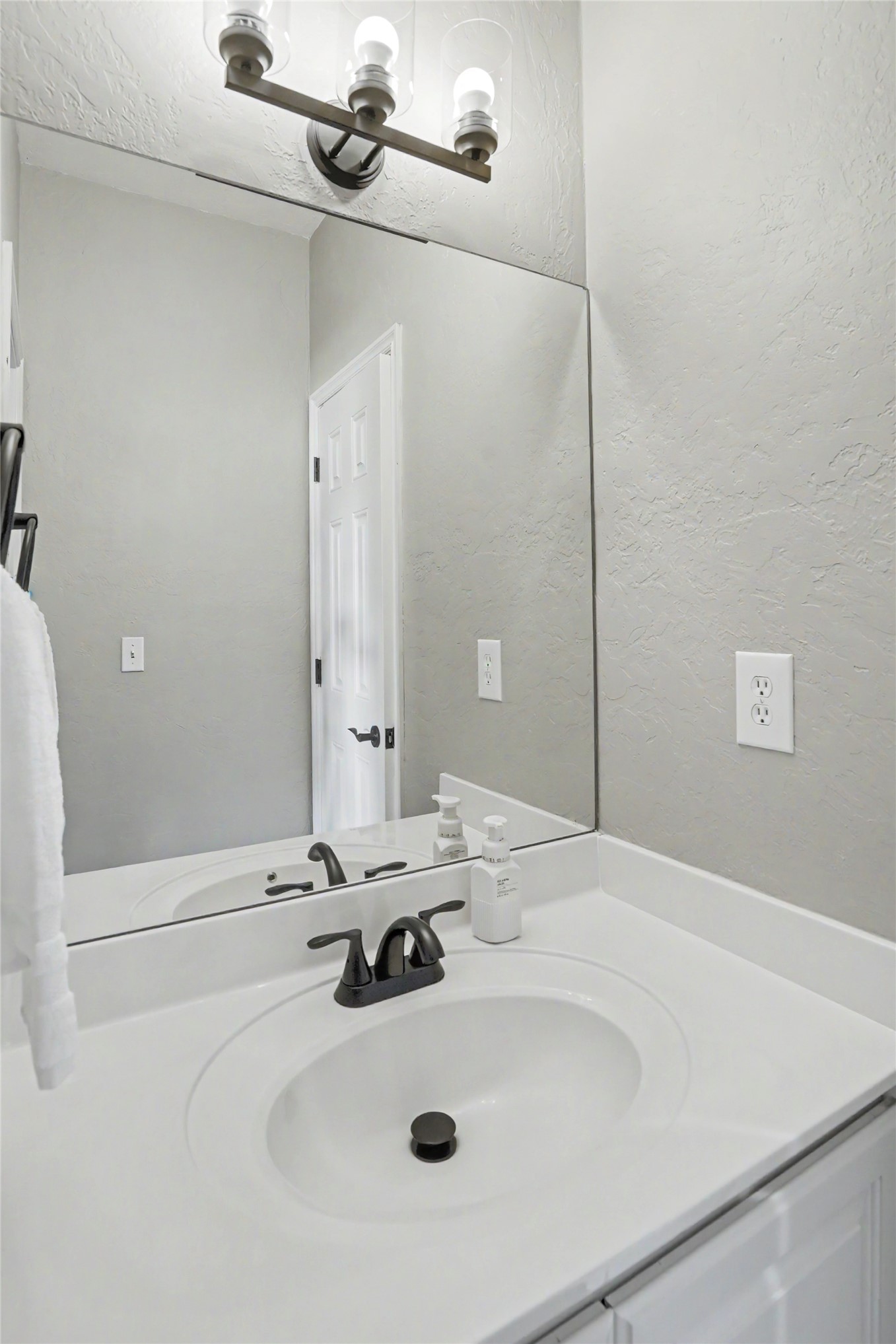 26655 Duck Pond Lane Claremore OK 74019