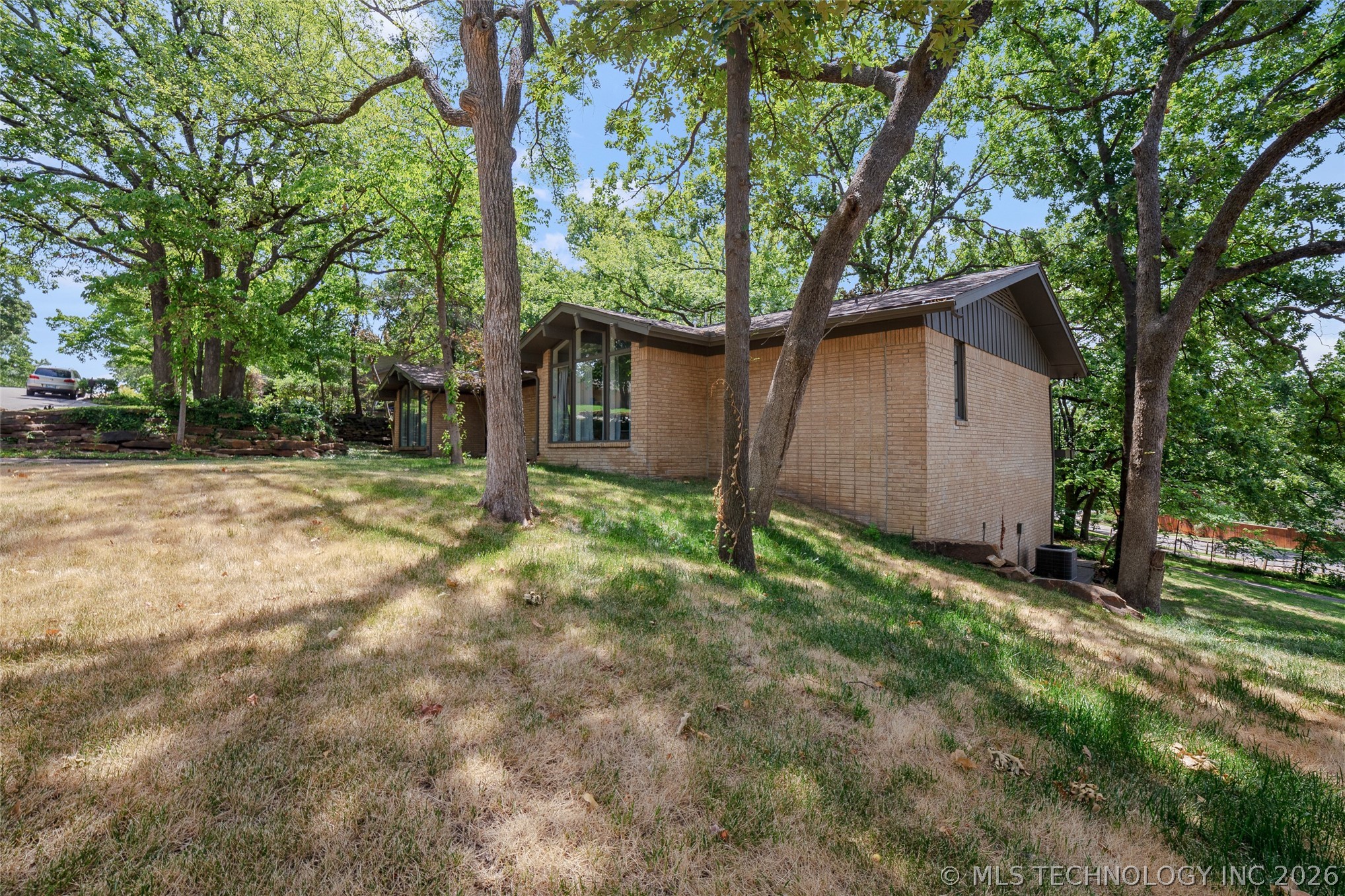 5510 E 65th Place Tulsa OK 74136