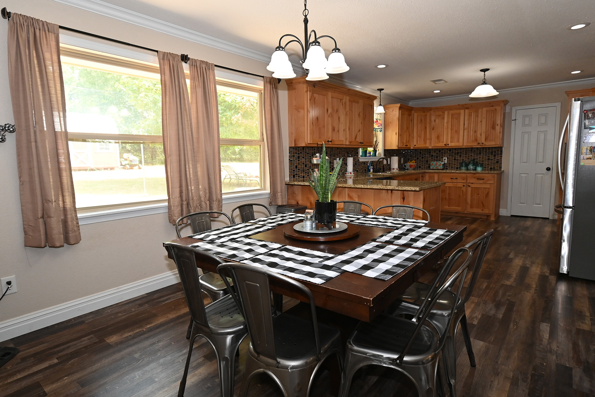 704 N Farm Road Sallisaw OK 74955