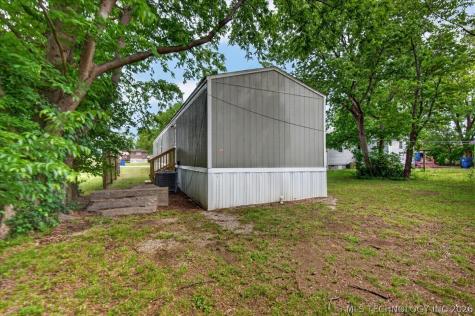 306 W Cherokee Street Delaware OK 74027