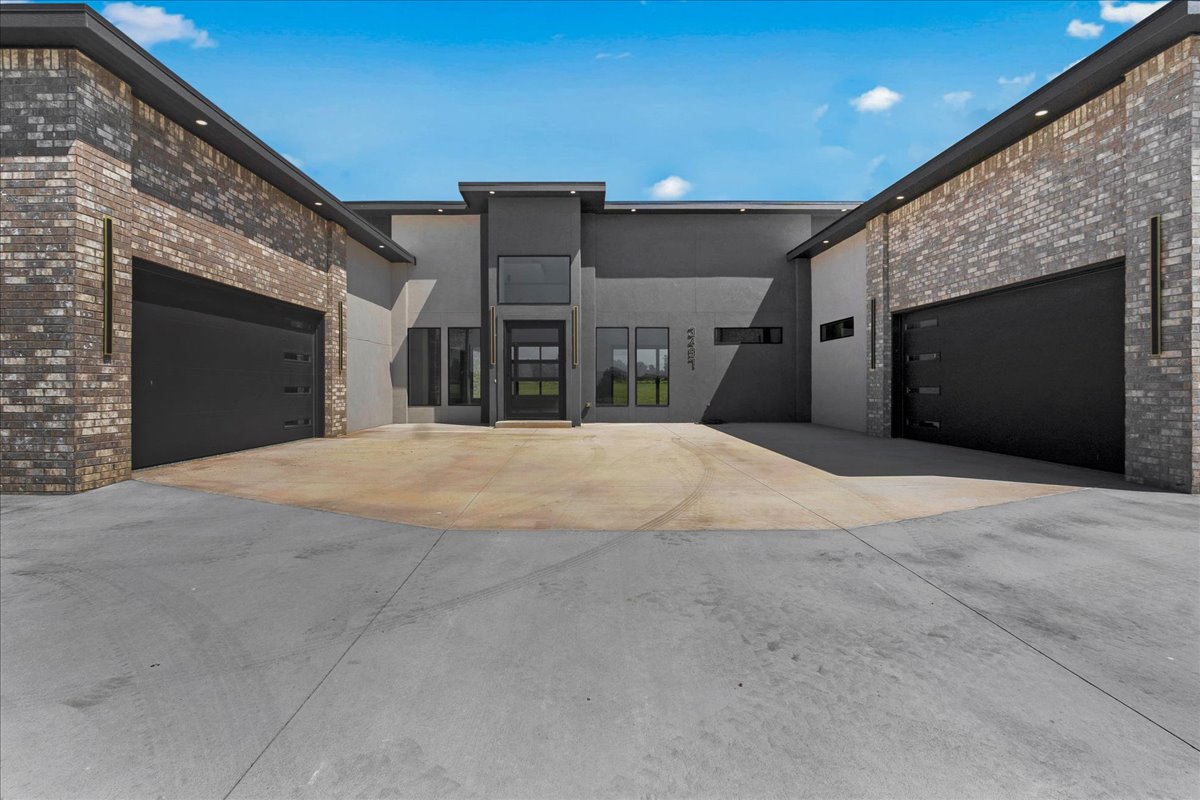 3497 E 400 Road Oologah OK 74053