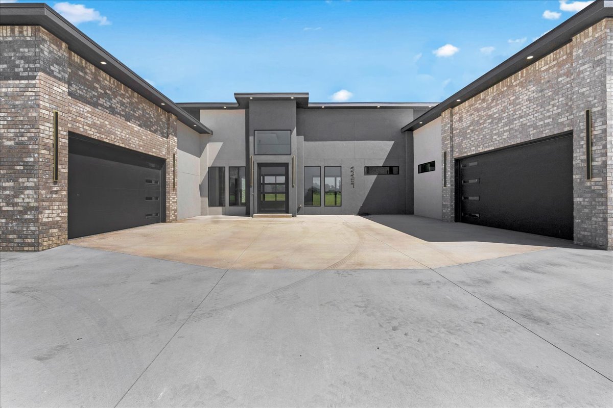 3497 E 400 Road Oologah OK 74053