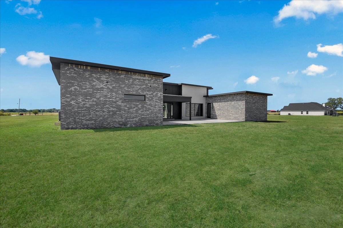3497 E 400 Road Oologah OK 74053