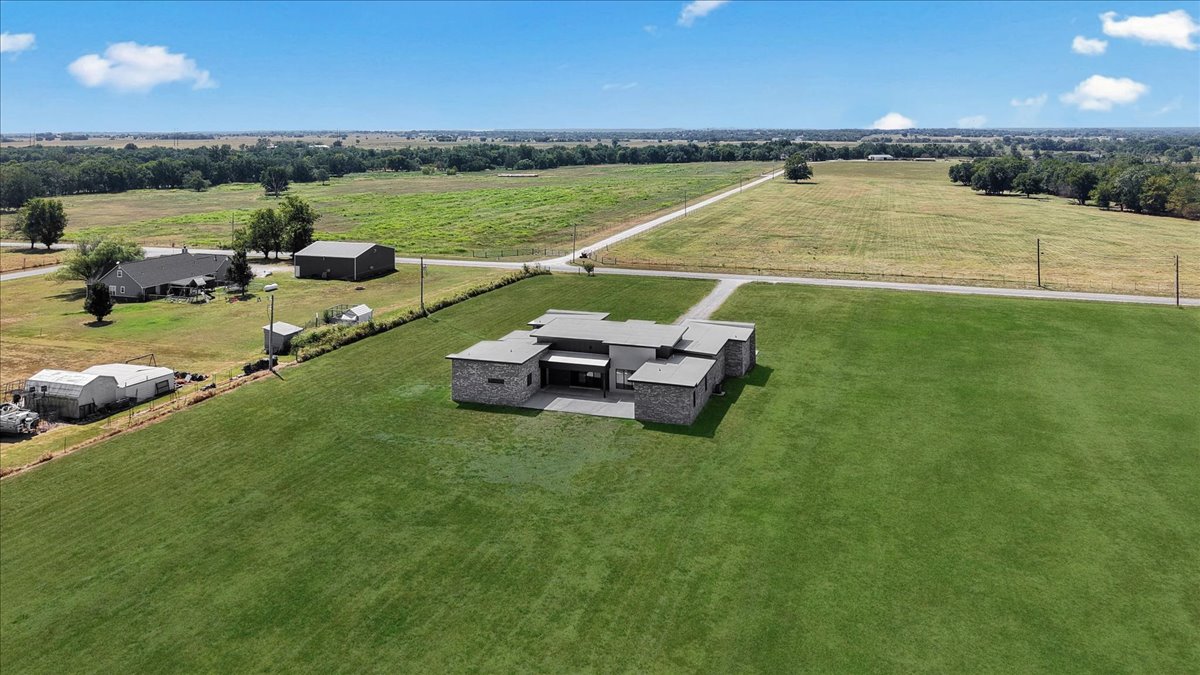 3497 E 400 Road Oologah OK 74053