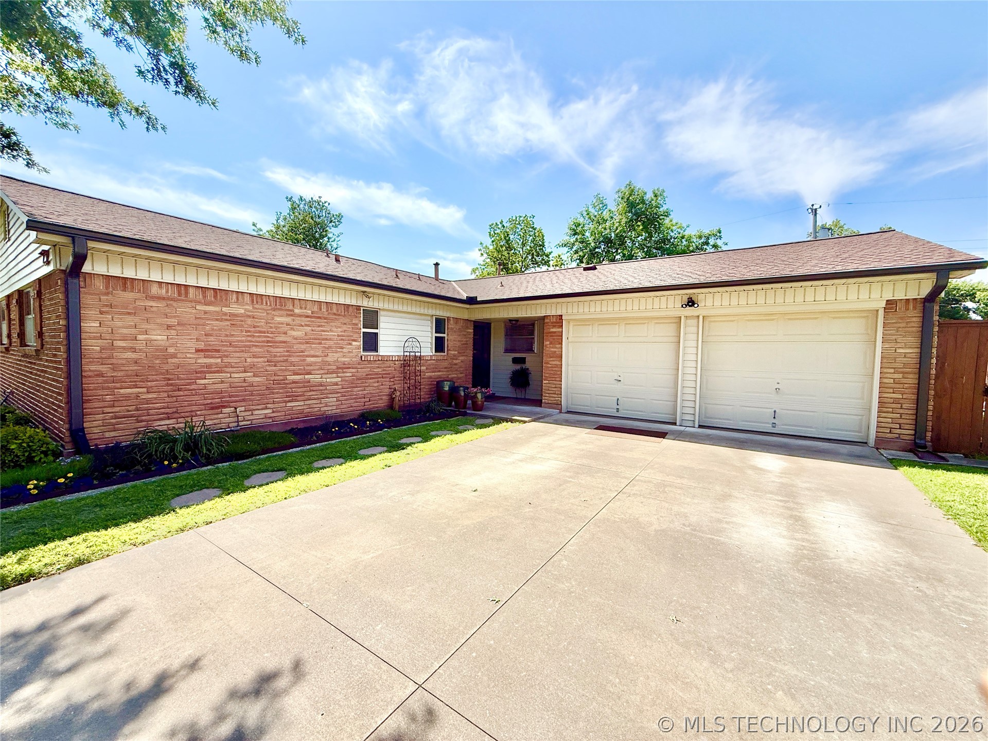 8556 E 32nd Street Tulsa OK 74145