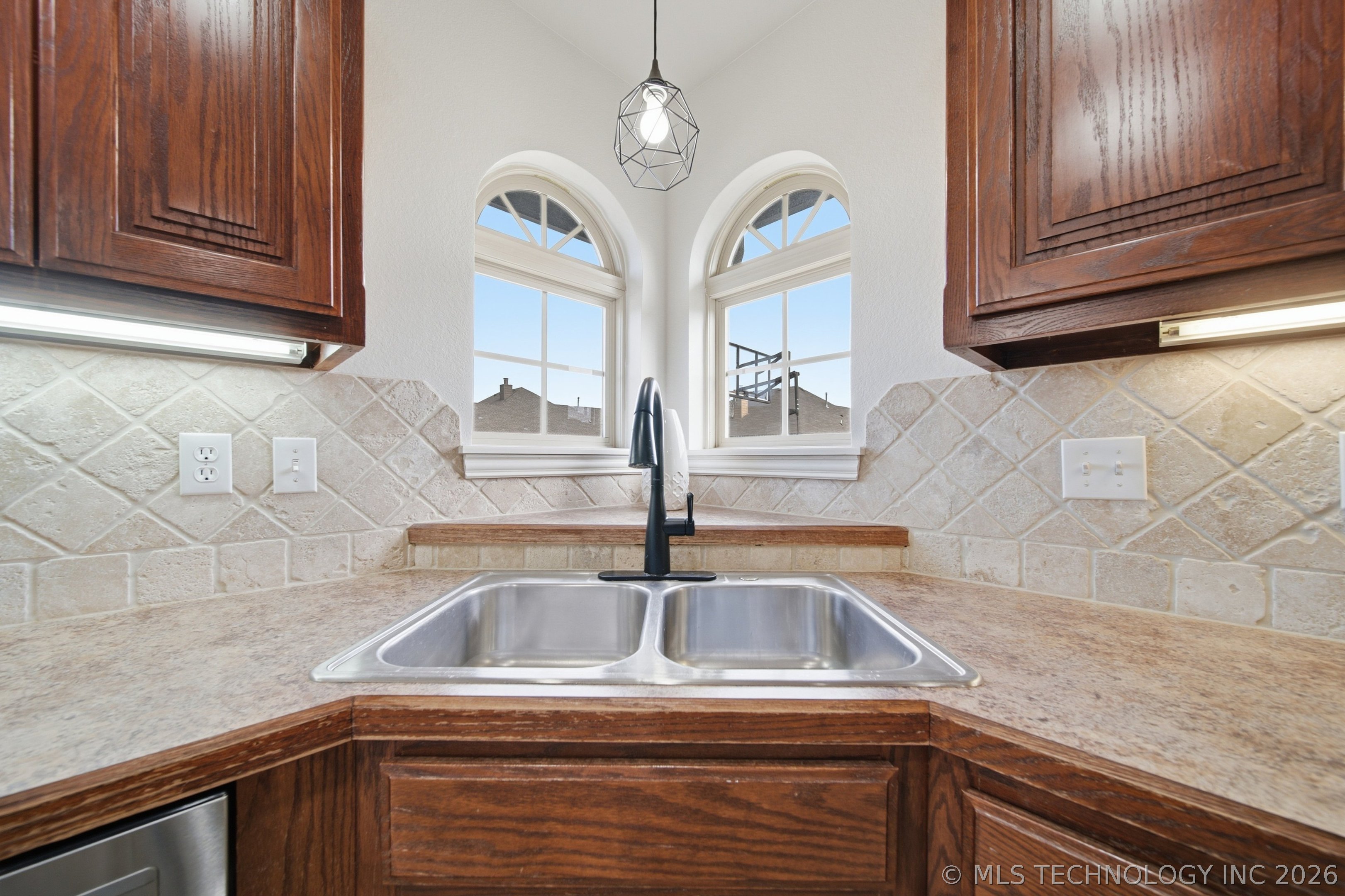 213 W 53rd Street Sand Springs OK 74063