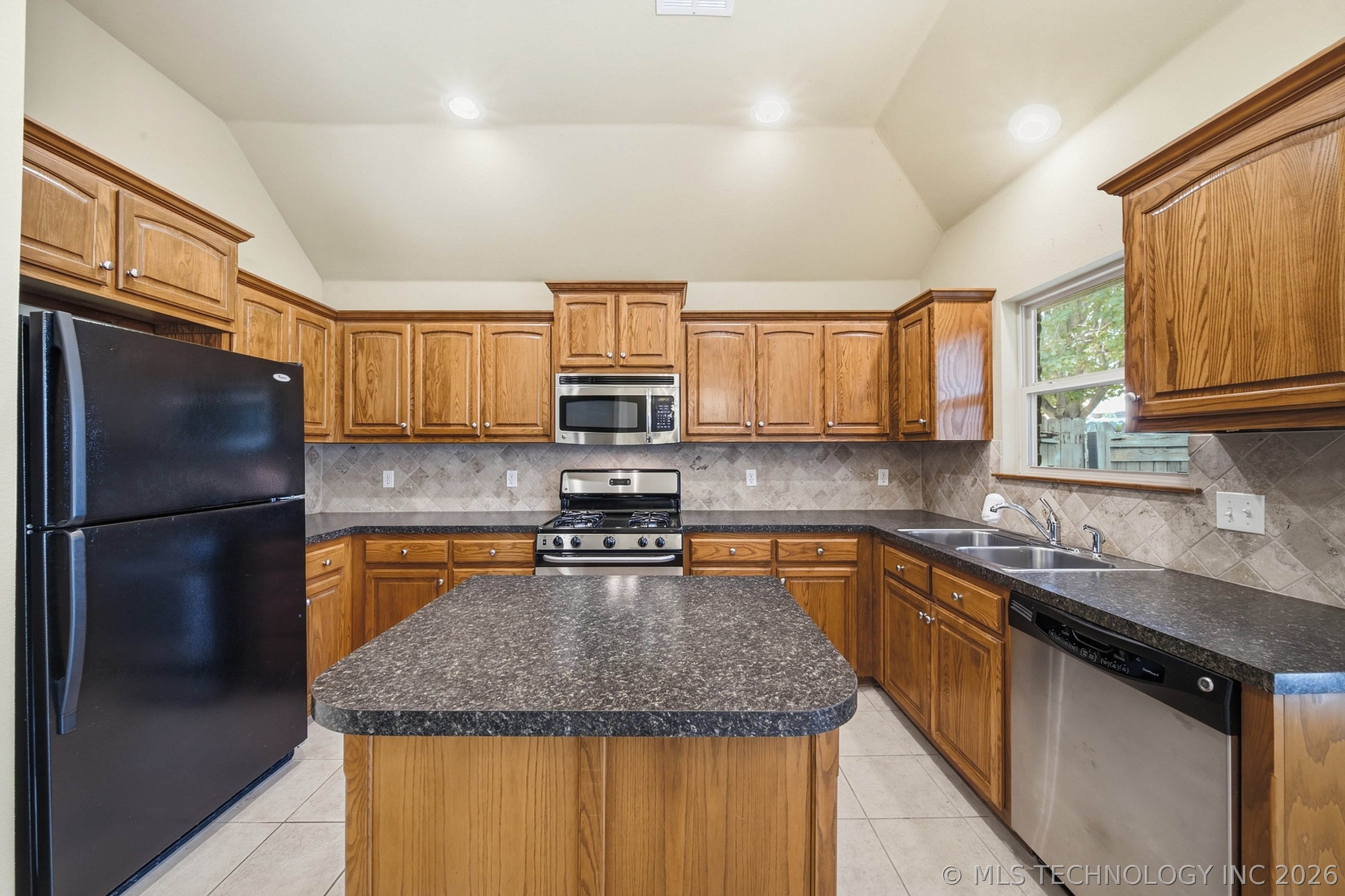 901 S 71st Street Broken Arrow OK 74014