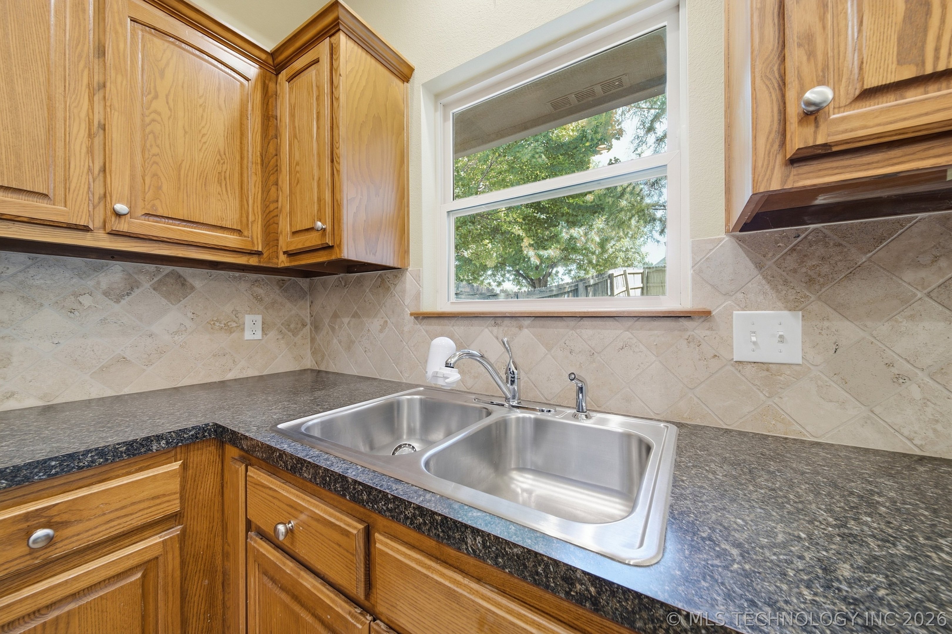 901 S 71st Street Broken Arrow OK 74014