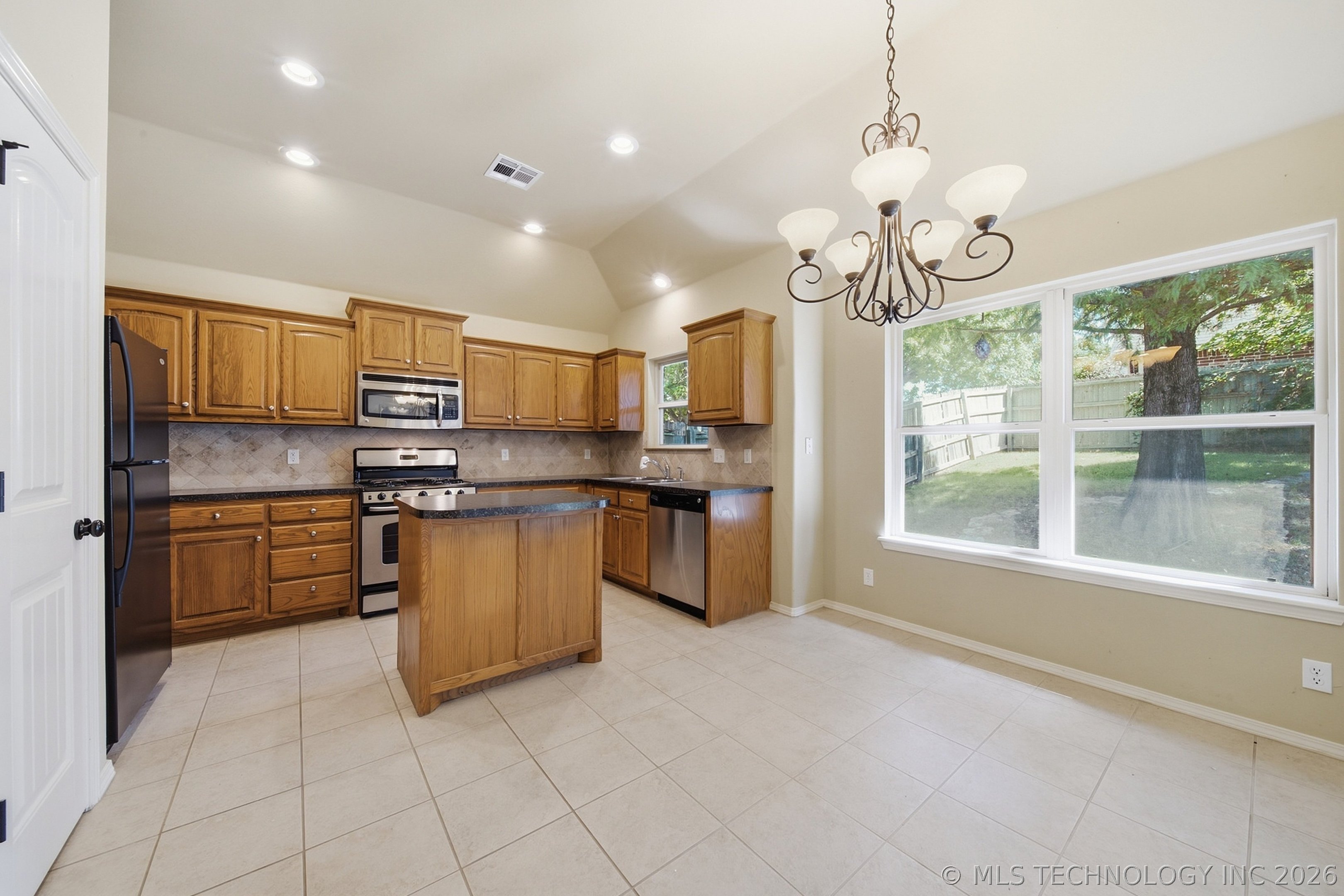 901 S 71st Street Broken Arrow OK 74014