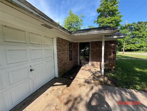 1209 W Kiamichi Street Hugo OK 74743