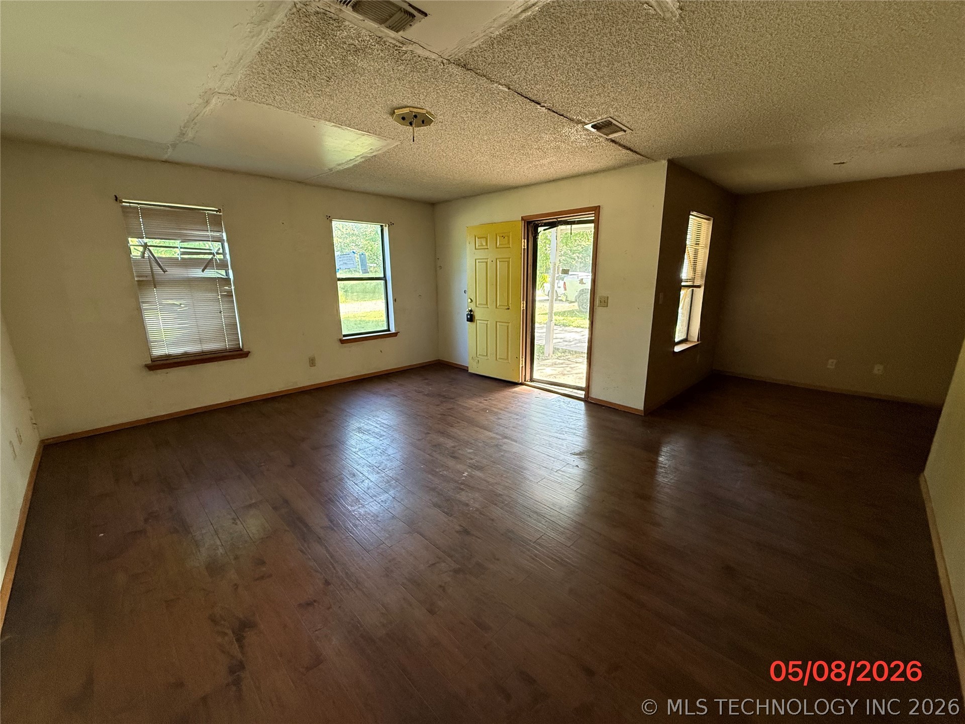 1209 W Kiamichi Street Hugo OK 74743