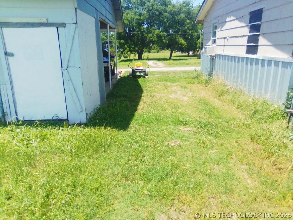 305 NE 8th Waurika OK 73573