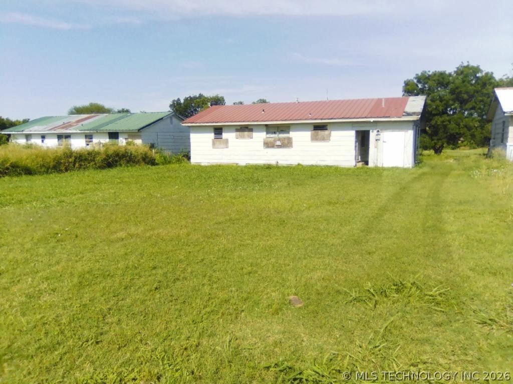 305 NE 8th Waurika OK 73573