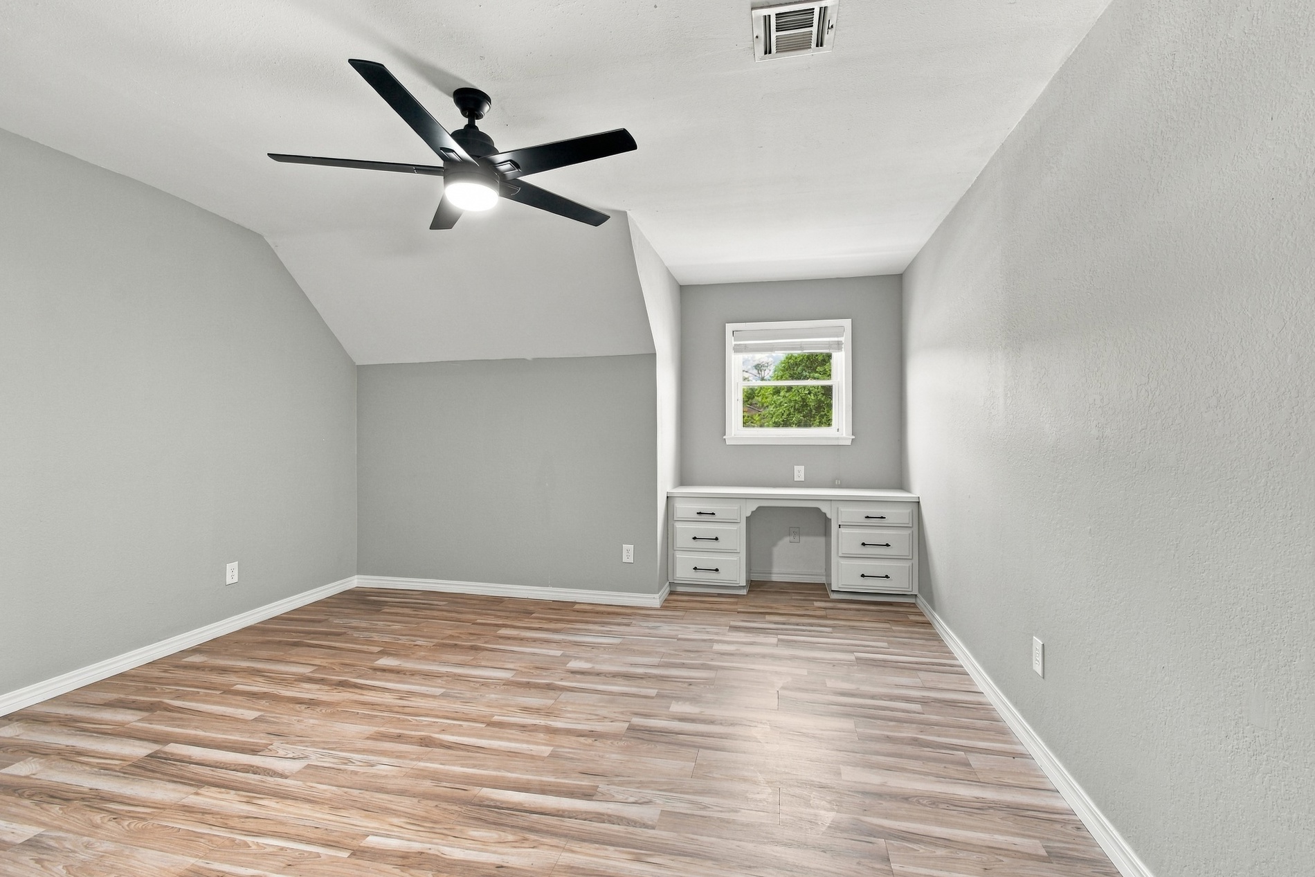6103 S 72nd East Avenue Tulsa OK 74133