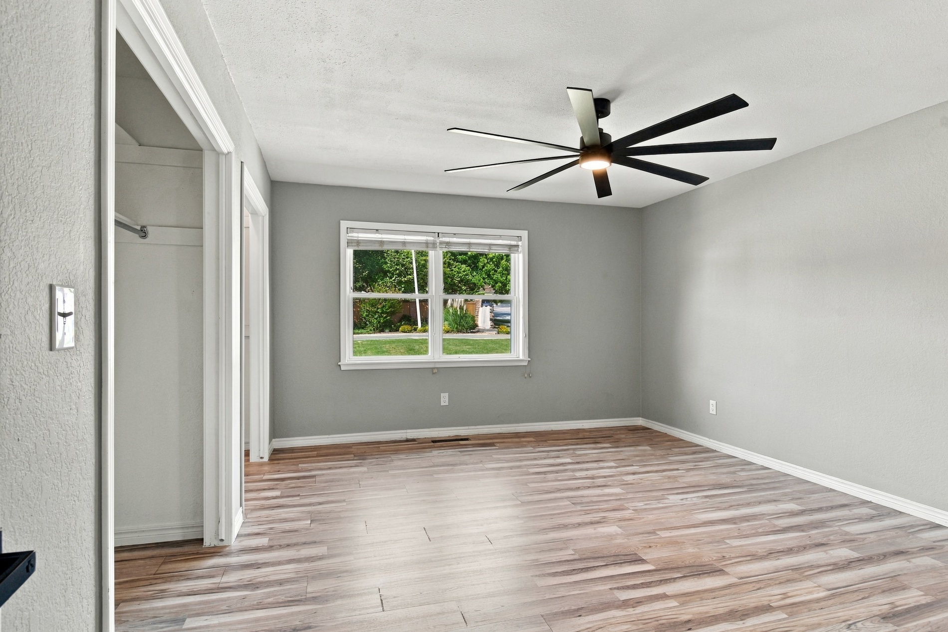 6103 S 72nd East Avenue Tulsa OK 74133