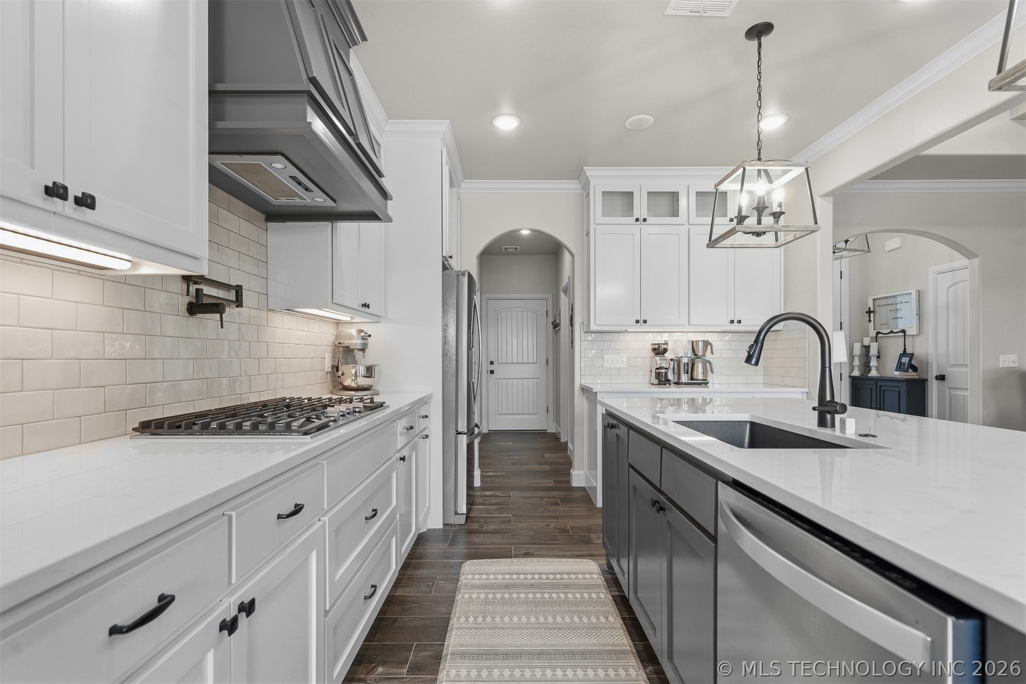 3240 N Ravens Roost Sulphur OK 73086